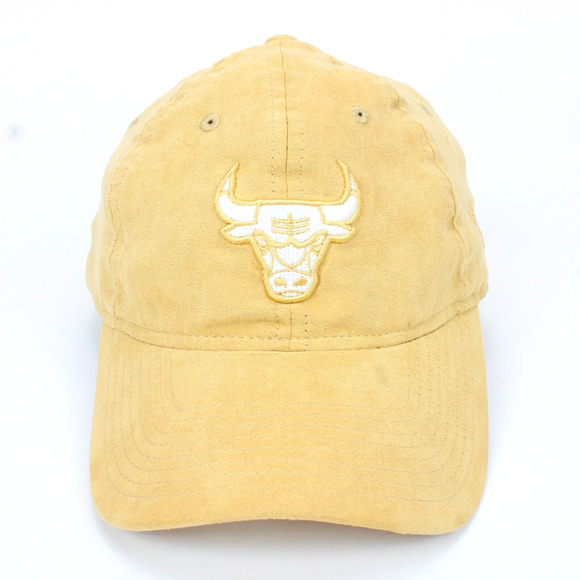 Chicago Bulls NBA New Era 9Twenty Adjustable 100% Polyester Strap Hat Jordan Tan - Picture 1 of 6